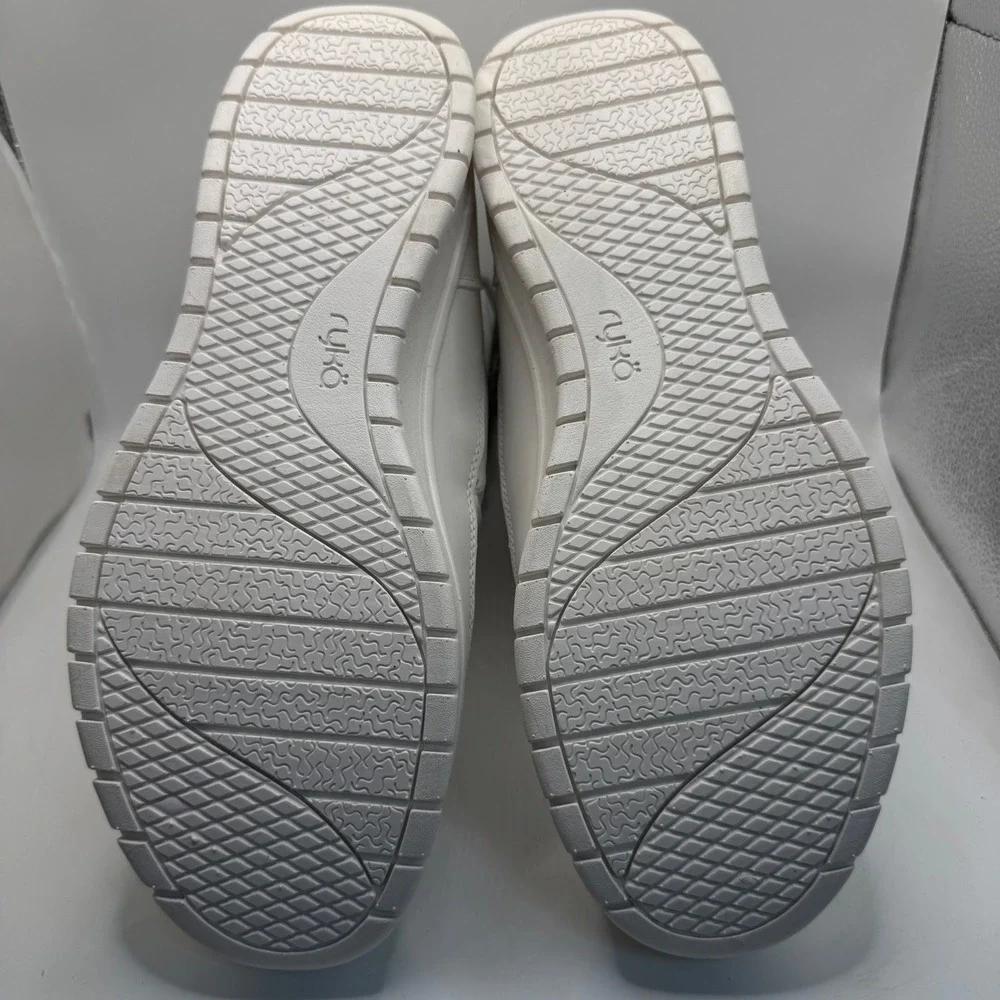 Ryka Suzy Women Winter Boots Grey White Camo‎ Faux Fur Trim Quilted Puffer Sz 11